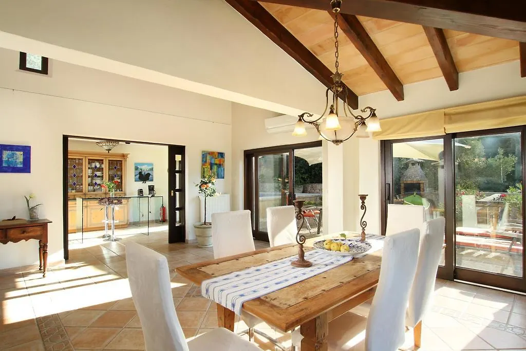 Cal Xino Villa Pollenca 0*,